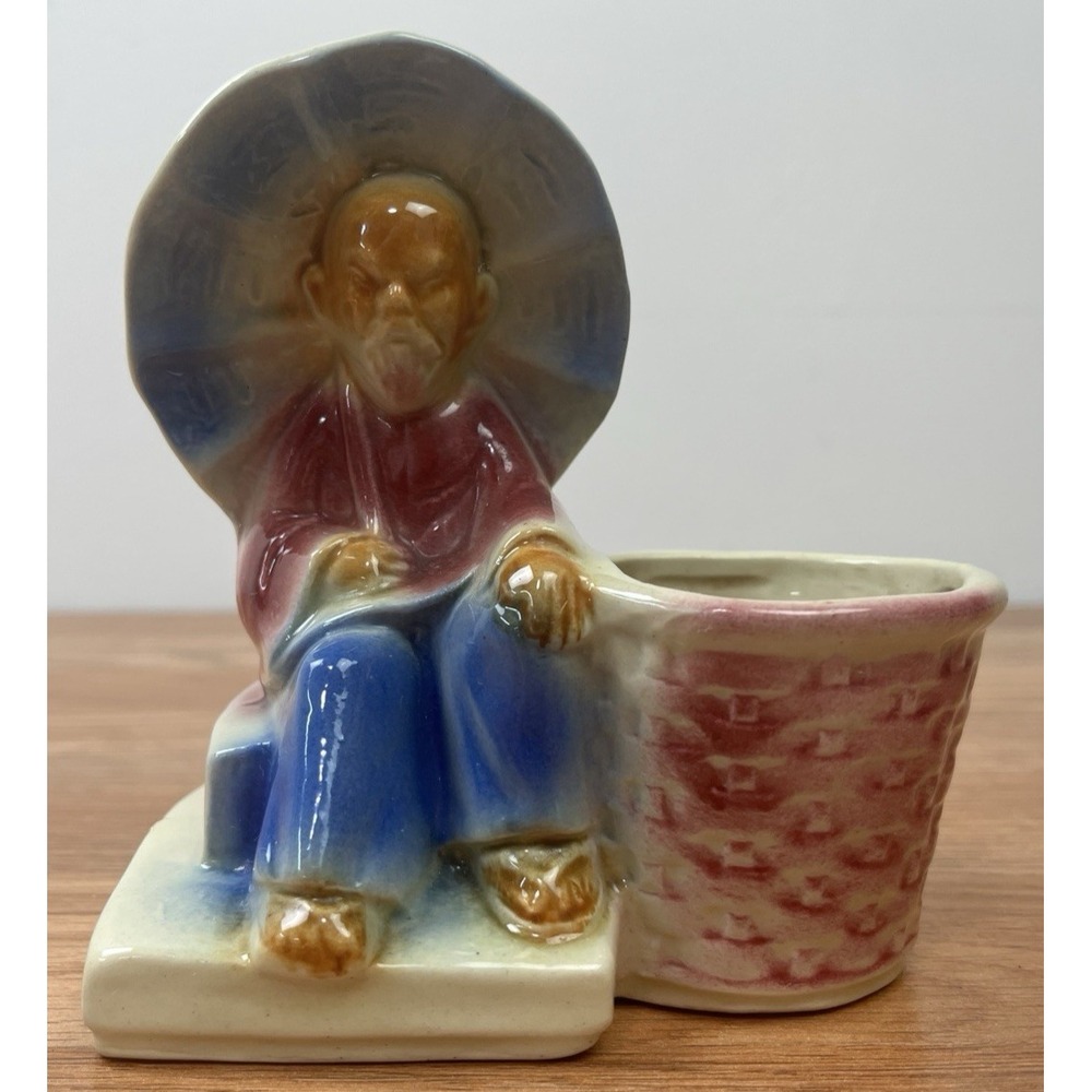 Vintage MCM Shawnee Pottery Planter with Asian Man & Parasol USA #617